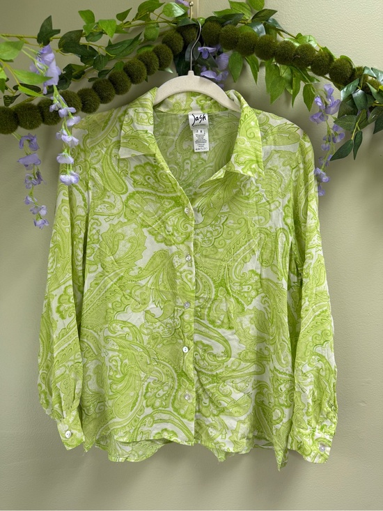 Tops - VTG Y2K Green Paisley SILK Top from Sash, size M